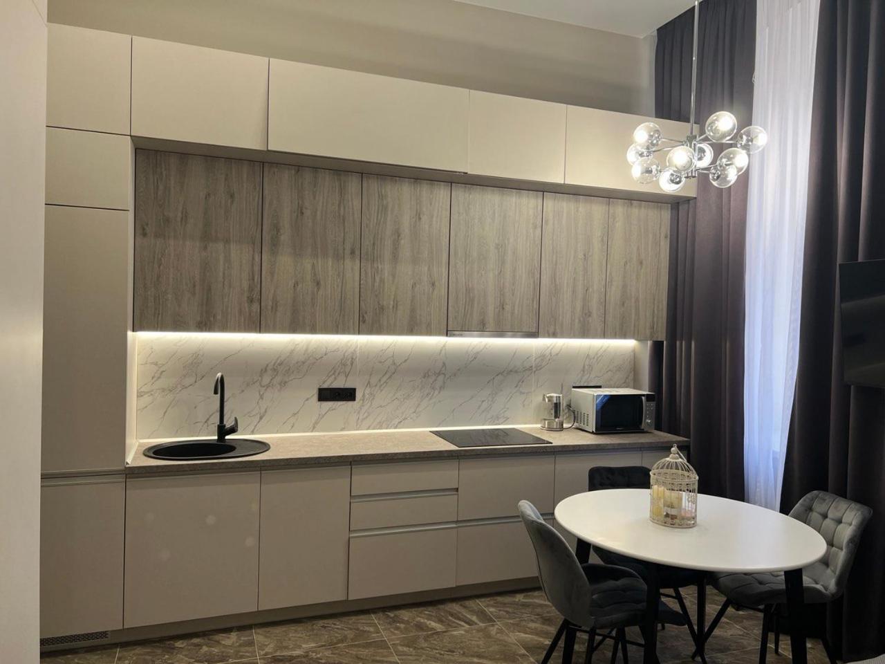 Apartments โอเดสซา ภายนอก รูปภาพ